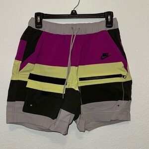 Nike Men’s Woven Shorts Size S